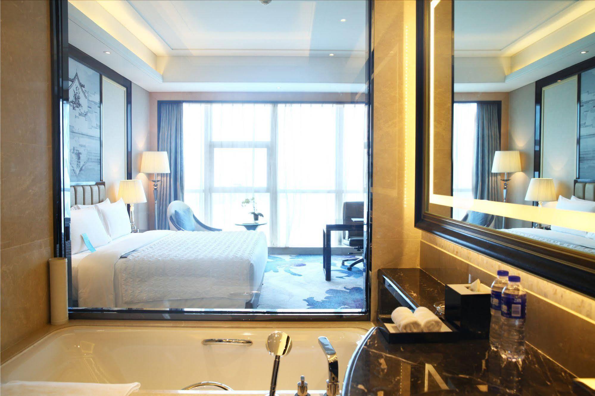 Le Meridien Yixing Hotel Экстерьер фото
